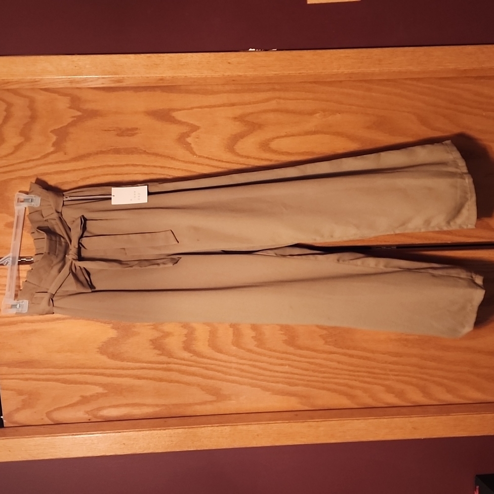 Brown small high waisted paper bag pant